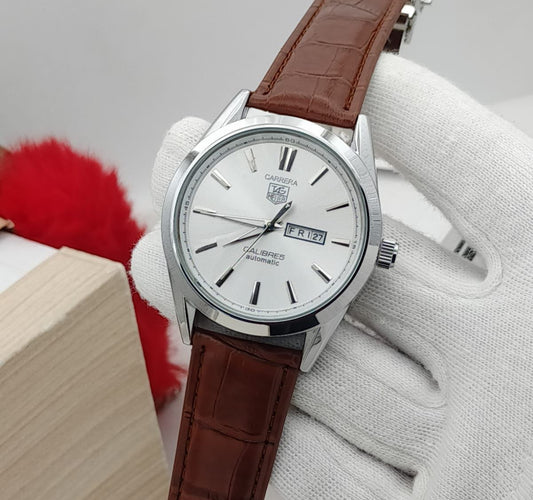 Carrera Calibre 5 - Luxury Swiss Watch With Leather Strap